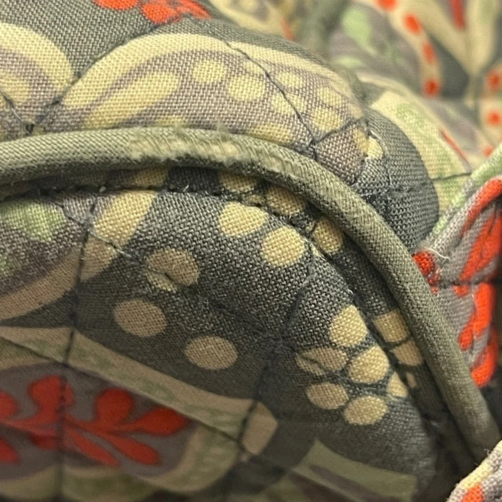 Vera Bradley no color